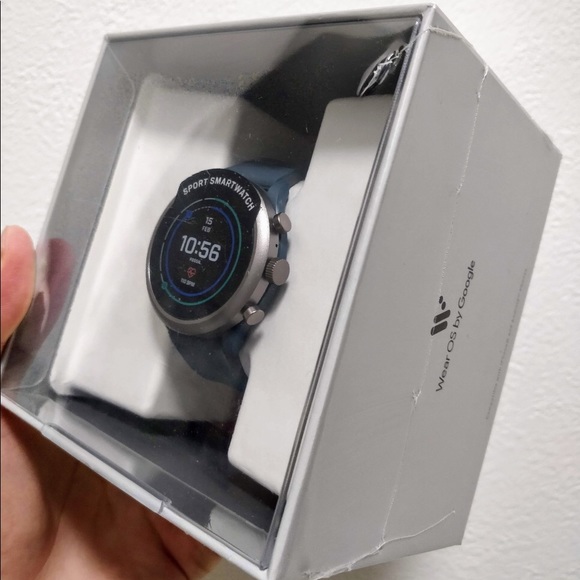 SOLD 🕺🏼- FOSSIL Sport Smartwatch for Men Gen 4 - Picture 2 of 8